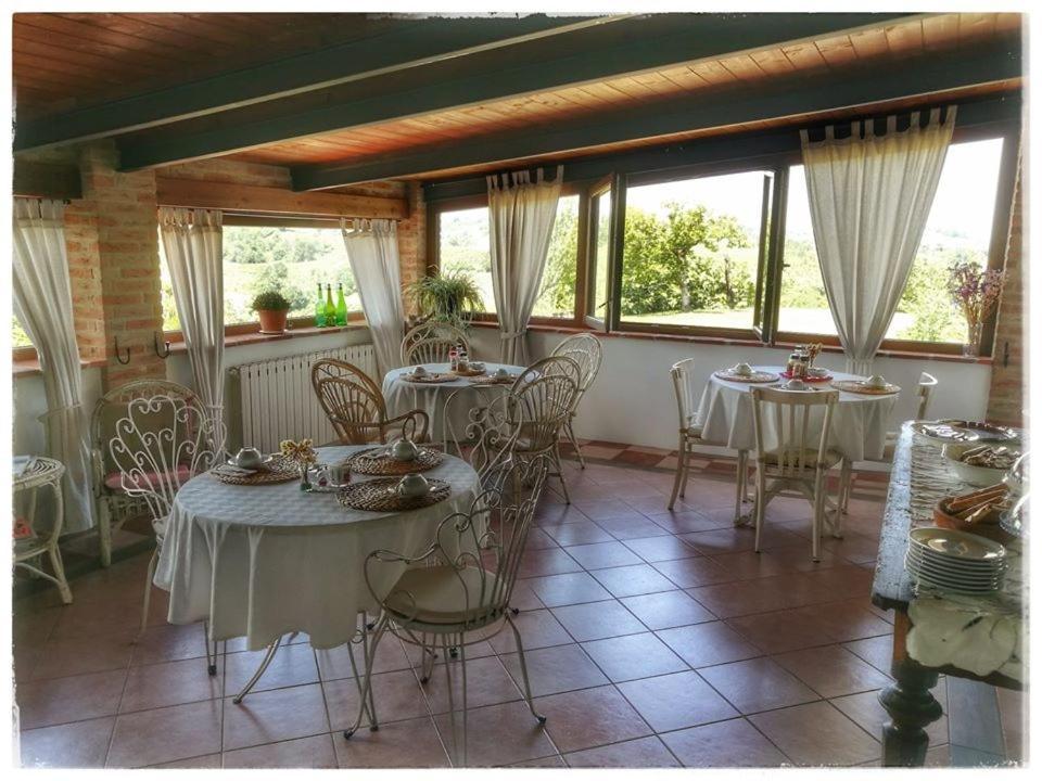 Il Poggio B&B San Damiano al Colle Exterior photo